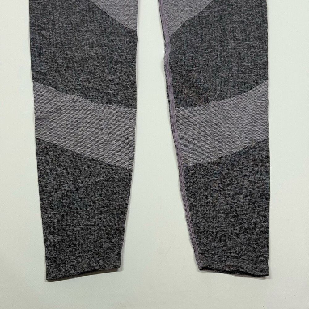 Victoria's Secret PINK full length legging size small - Picture 3 of 8